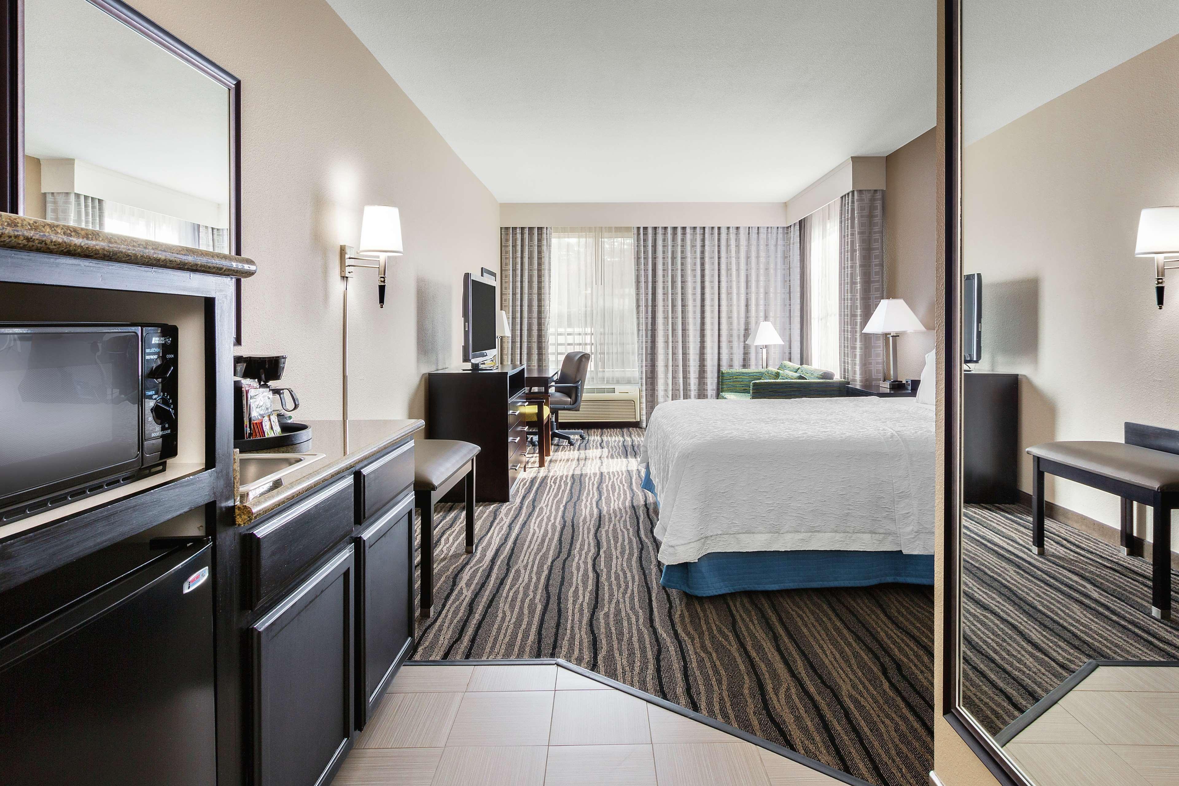 Hampton Inn & Suites Маунтин-Вью Экстерьер фото